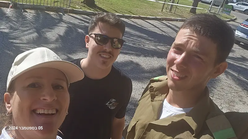 יניב מיכלוביץ — צבא