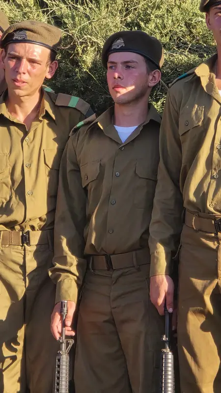 יניב מיכלוביץ — צבא