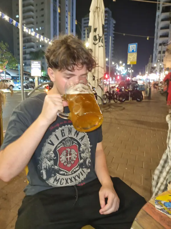 יניב מיכלוביץ — תיכון