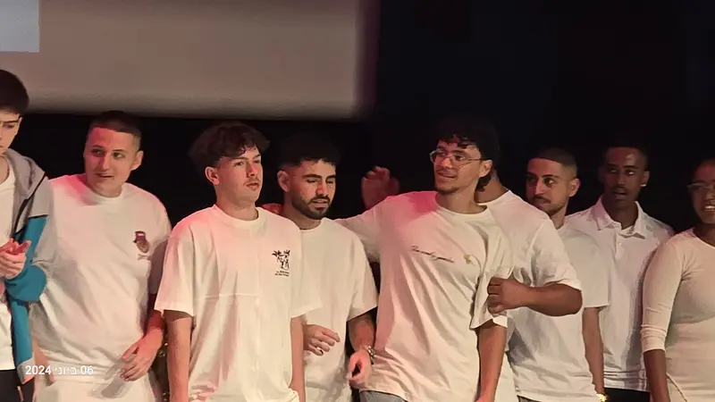 יניב מיכלוביץ — תיכון